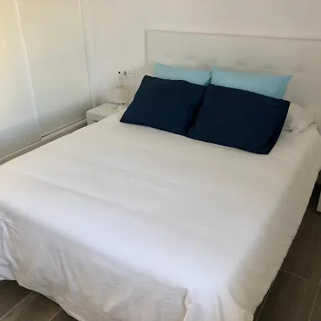 Appartamento Sea Front Frente Al Mar *