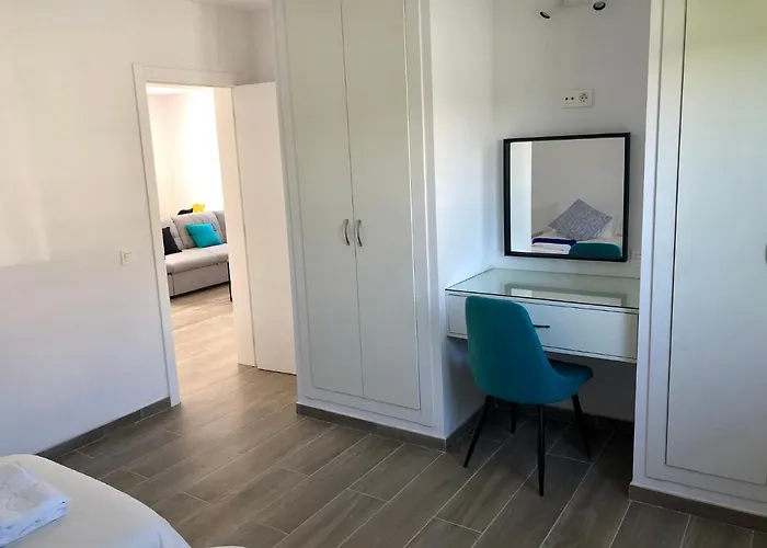 Sea Front Frente Al Mar Apartment