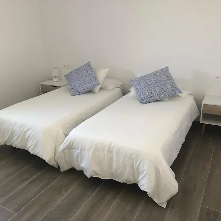 Sea Front Frente Al Mar * 宏达海滩