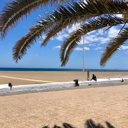 Sea Front Frente Al Mar Lägenhet *